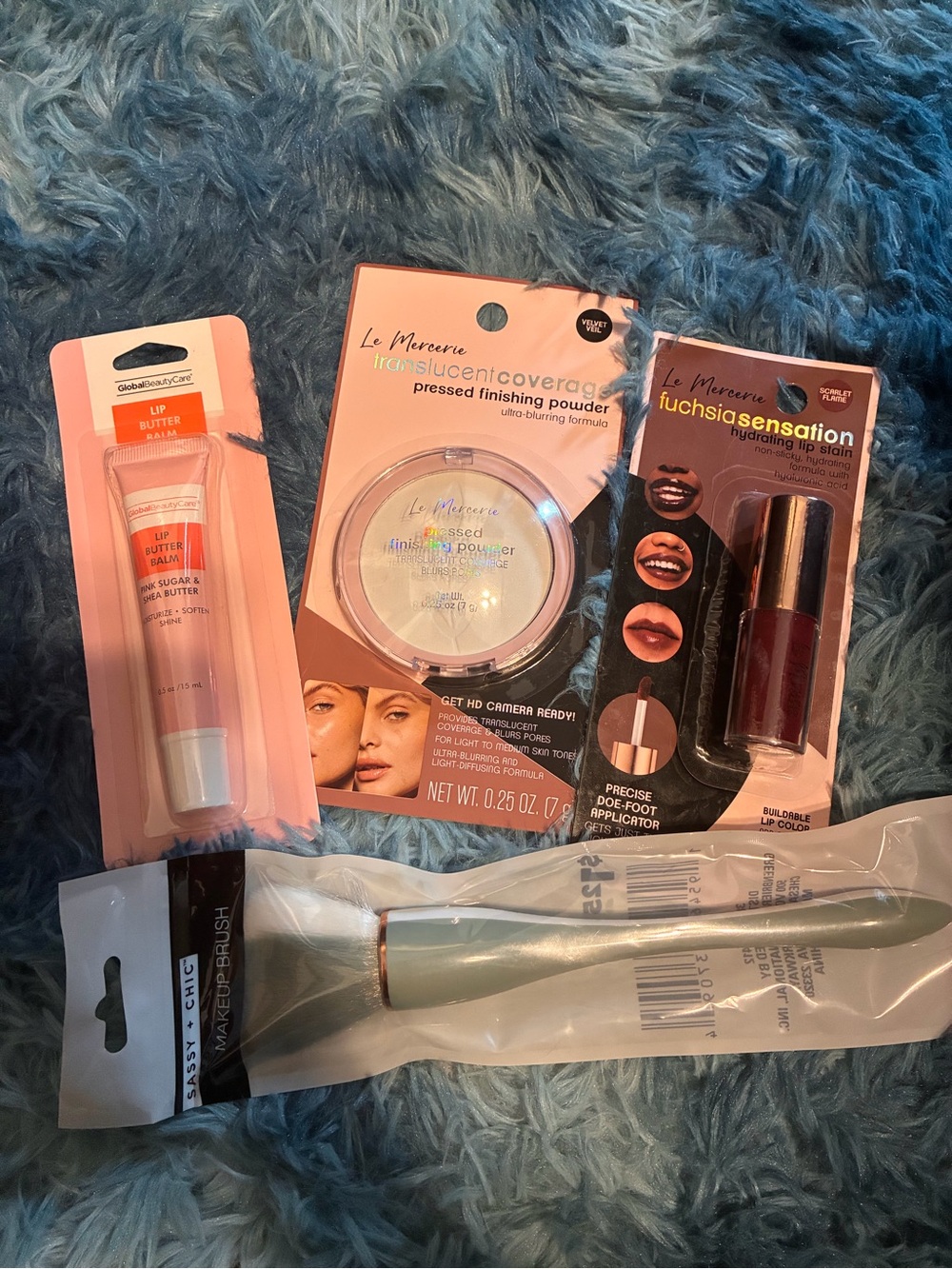 Le Mercerie, Global Beauty & Sassy and Chic makeup bundle of 4